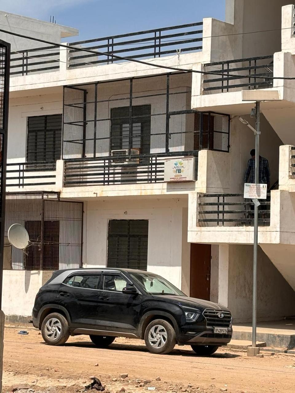 Sriram Homestay 01 Km To Sri Ram Mandir Ayodhya Eksteriør billede